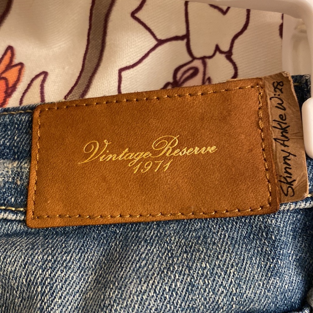 Joe’s Jeans Distressed Vintage Reserve Skinny Ankle Jeans - Picture 5 of 8